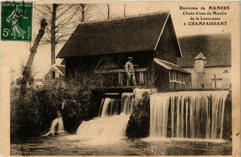 Carte postale ancienne Env. de Mamaers - Chute d'eau du Moulin de la Louvresse