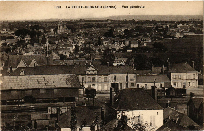 Carte postale ancienne La Ferte-Bernard - Vue générale à La Ferté-Bernard