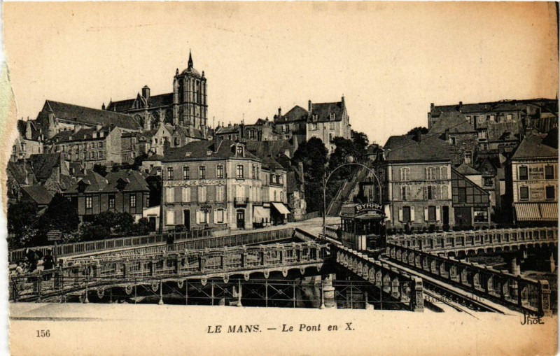Carte postale ancienne Le Mans - La Pont en X au Mans