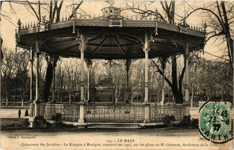 Carte postale ancienne Le Mans - Quinconce des Jacobins - Le Kiosque a Musique construit au Mans