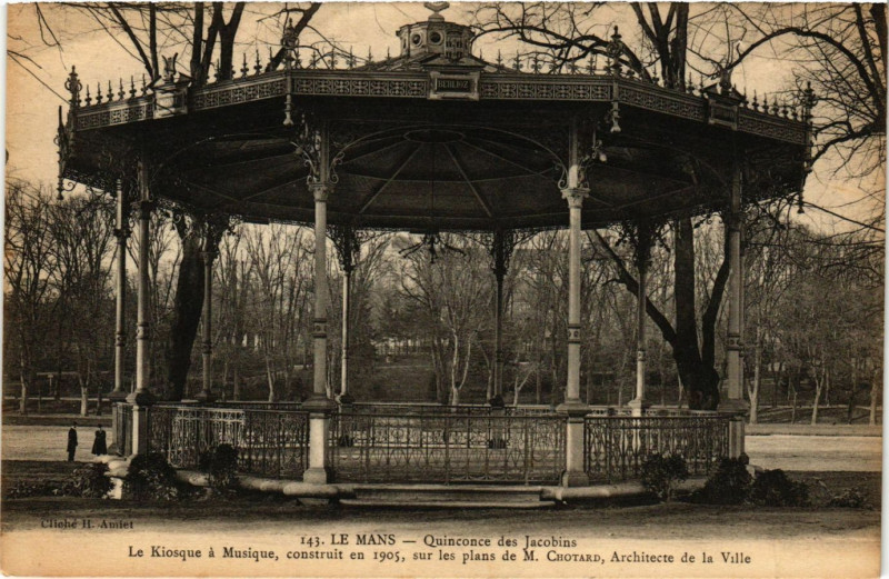 Carte postale ancienne Le Mans - Quinconce des Jacobins -Le Kiosque á Musique,construit en au Mans