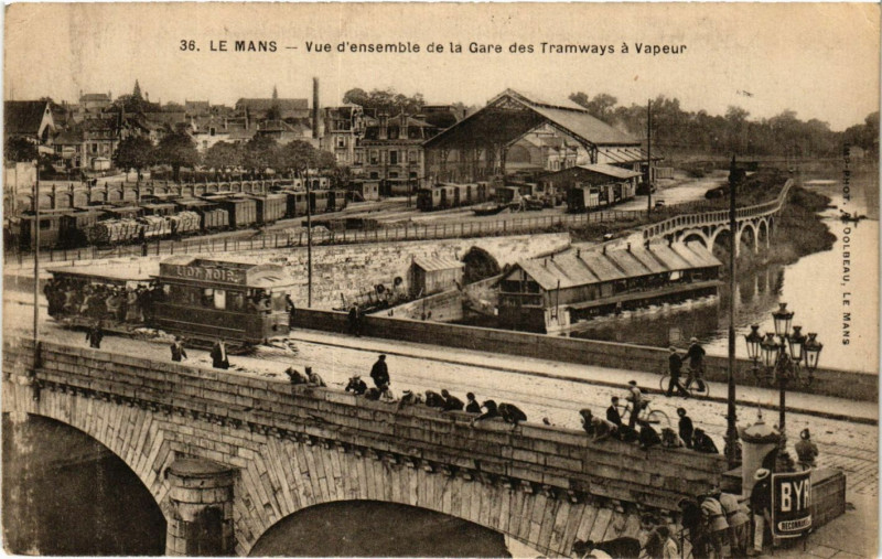 Carte postale ancienne Le Mans - Vue d'ensemble de la Gare des Tramways a Vapeur au Mans