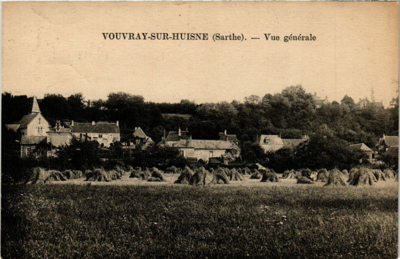 Carte postale ancienne Vouvray-sur-Huisne - Vue générale à Vouvray-sur-Huisne