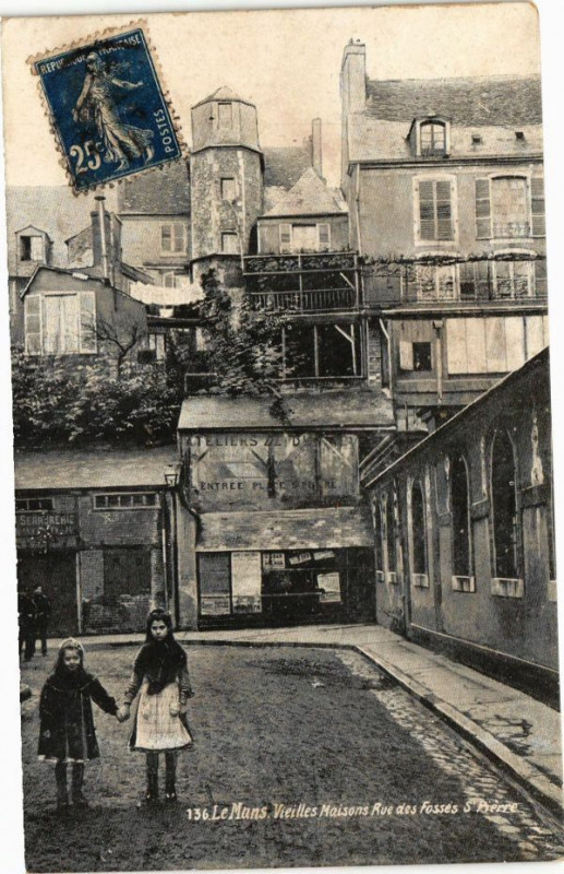 Carte postale ancienne Ed. Aqua 136 Le Mans Vieilles Masions au Mans