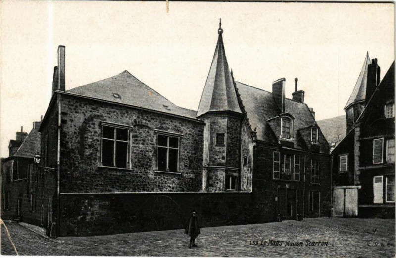 Carte postale ancienne Ed. Aqua 159 Le Mans Maison Scarron au Mans