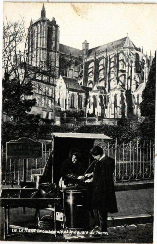 Carte postale ancienne Ed. Aqua 158 Le Mans Square du Tunnel et la Cathedrale au Mans
