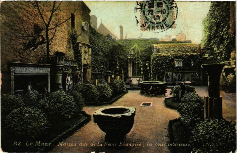 Carte postale ancienne Ed. Aqua 148 Le Mans Maison dite la Reine Berengere au Mans