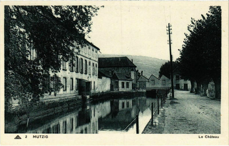 Carte postale ancienne Mutzig - Le Chateau à Mutzig