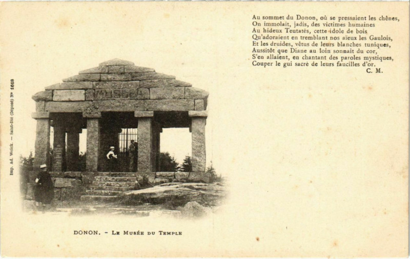 Carte postale ancienne Donon - Le Musée du Temple