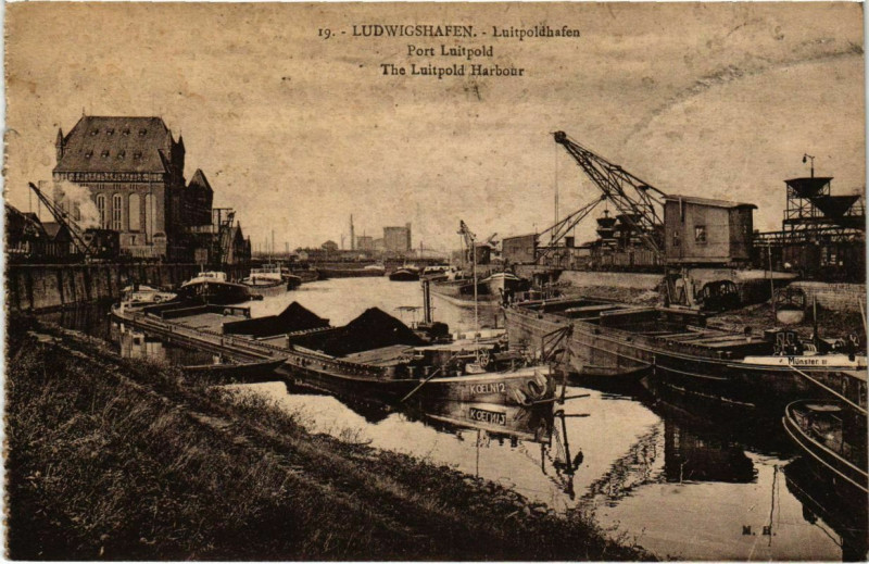 Carte postale ancienne Ludwigshafen - Luitpoldhafen