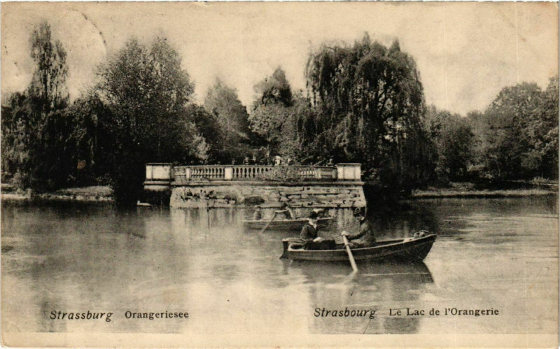 Carte postale ancienne Strasbourg Le Lac de l'Orangerie à Strasbourg