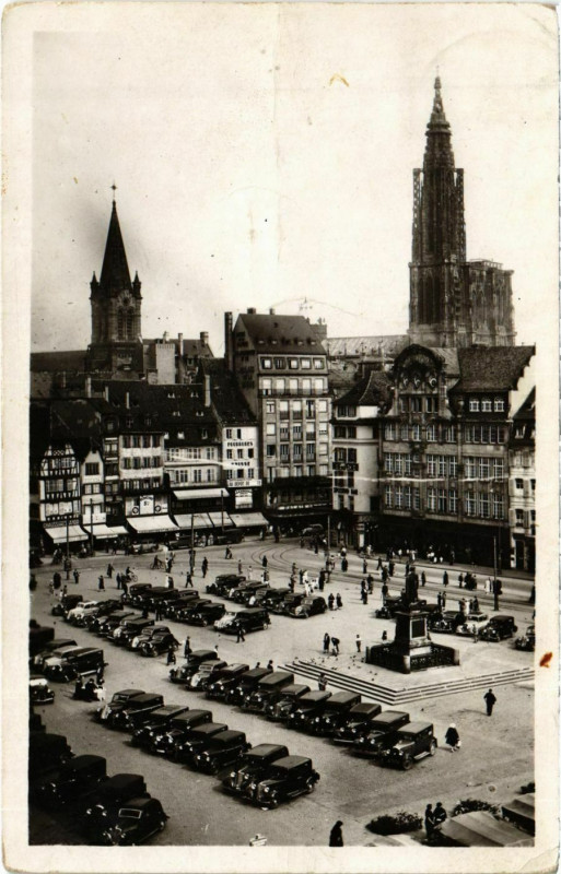 Carte postale ancienne Strasbourg Place Kléber à Strasbourg