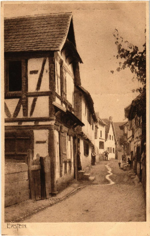Carte postale ancienne Erstein - Rue Scene à Erstein