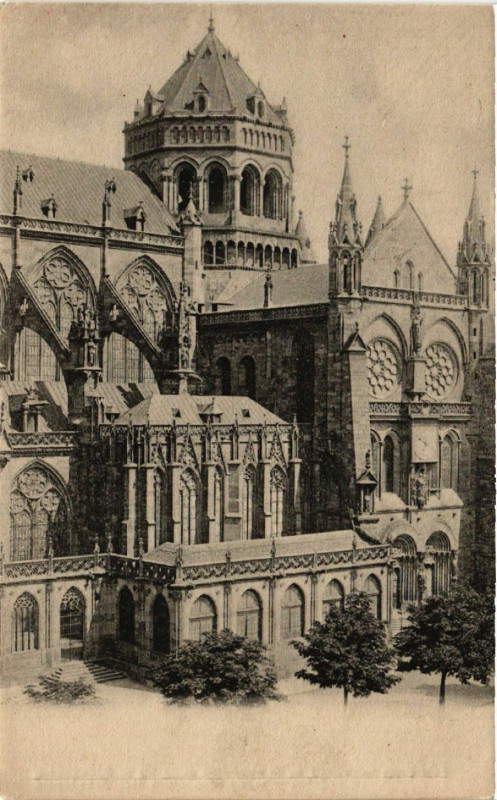 Carte postale ancienne Strasbourg - La Tour octogone et le Transept à Strasbourg