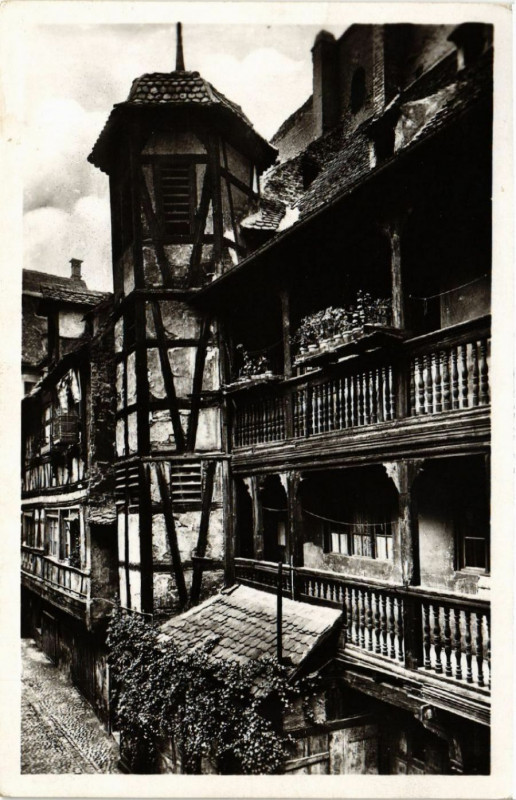 Carte postale ancienne STRASSBURGer - Rabenhof