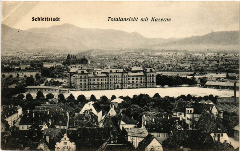 Carte postale ancienne Selestat - Selestat - Schlettstadt - Totalansicht mit Kaserne à Sélestat