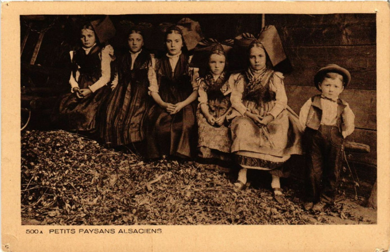 Carte postale ancienne Petits Paysans Alsaciens - Folklore - Types