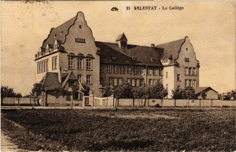 Carte postale ancienne Selestadt Le College