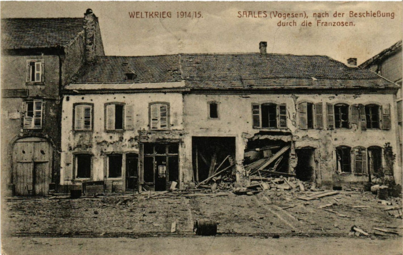Carte postale ancienne Saales-nach der Beschiessung durch die Franzosen à Saales