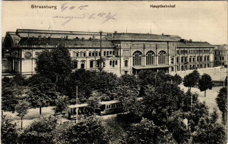 Carte postale ancienne Strassburg Hauptbahnhof