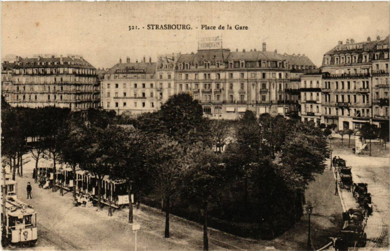 Carte postale ancienne Strassburg Place de la Gare