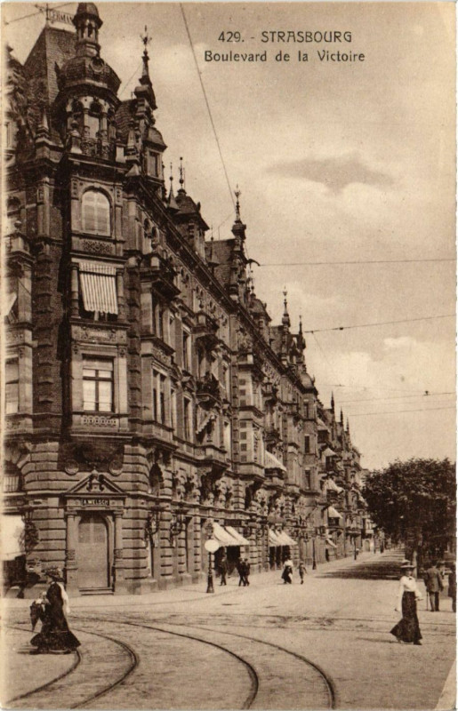 Carte postale ancienne Strasbourg - Boulevard de la Victoire à Strasbourg