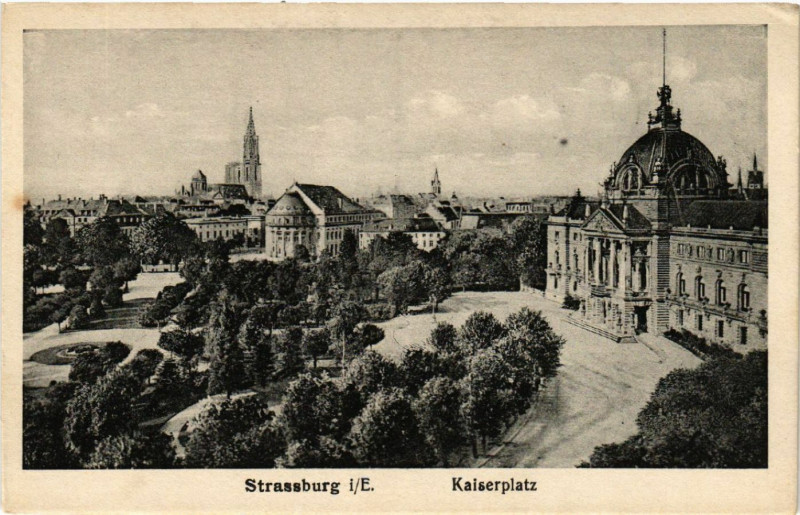 Carte postale ancienne Strassburg-Kaiserplatz