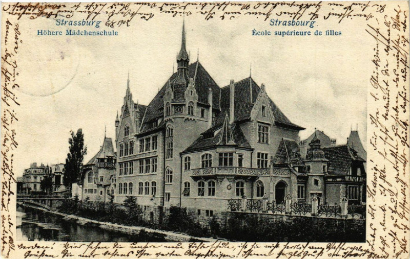 Carte postale ancienne Strassburg-Ecole superieure de filles