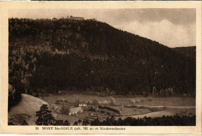 Carte postale ancienne Mont Sainte-Odile et Niedermunster