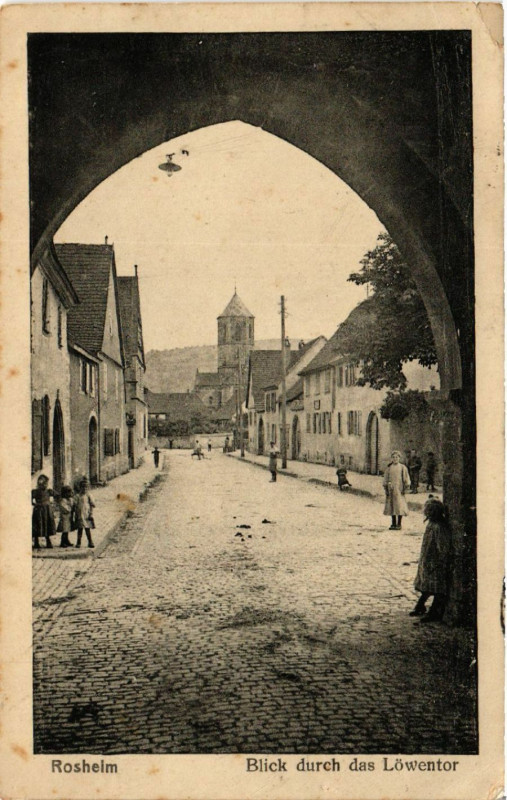Carte postale ancienne Rosheim - Blick durch das Lowentor à Rosheim