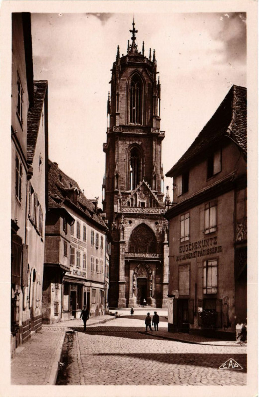 Carte postale ancienne Selestat - Rue du Bebil et Eglise Saint-Georges à Sélestat
