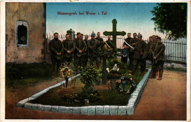 Carte postale ancienne Massengrab b. Weier