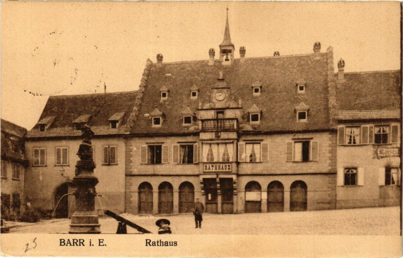 Carte postale ancienne Barr - Rathaus à Barr