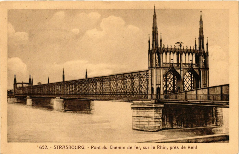 Carte postale ancienne Strasbourg - Pont du chemin de fer à Strasbourg