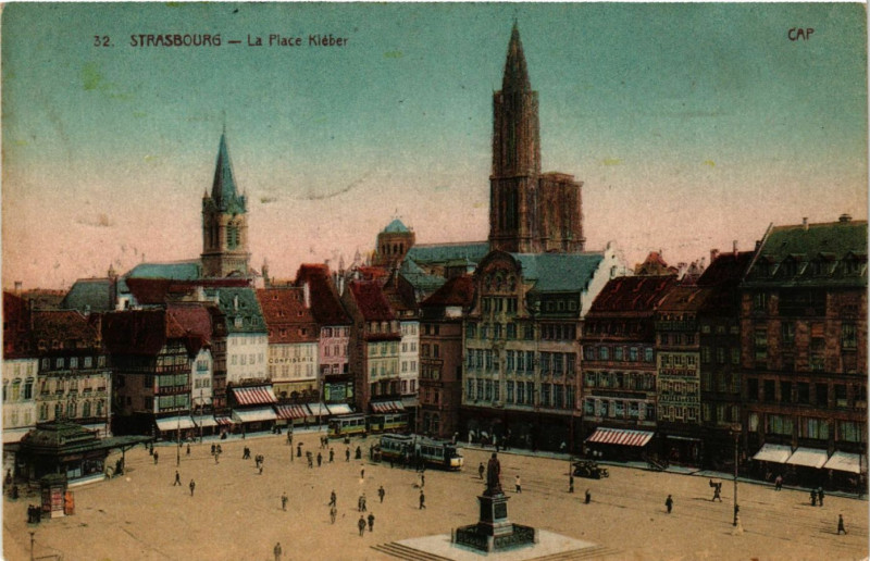 Carte postale ancienne Strasbourg - La Place Kleber à Strasbourg
