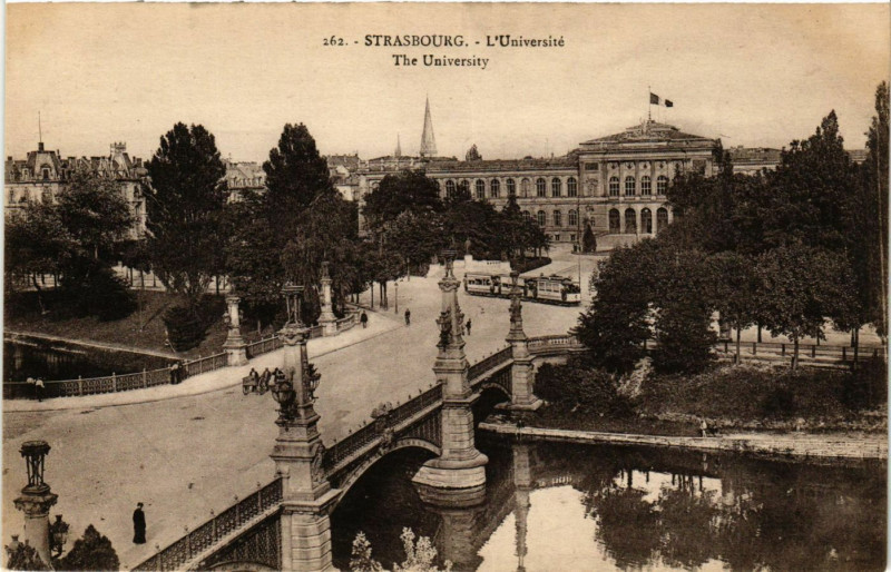 Carte postale ancienne Strasbourg - L'Universite à Strasbourg