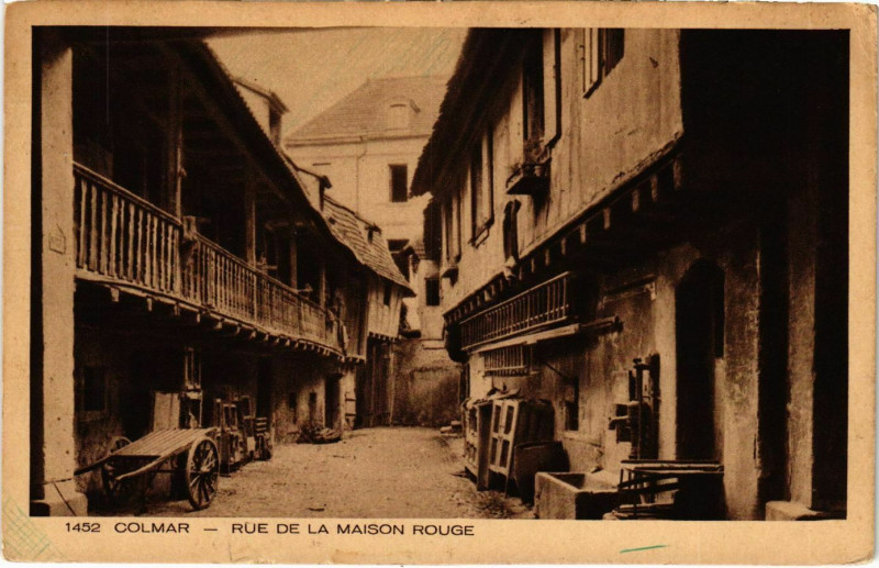 Carte postale ancienne Colmar Rue de la Maison Rouge à Colmar