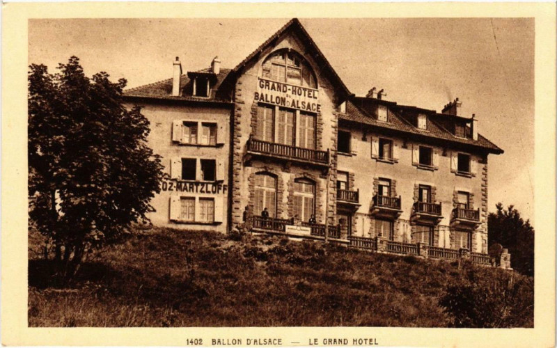 Carte postale ancienne Ballon d'Alsace Le Grand Hotel.