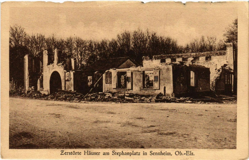 Carte postale ancienne Zerstorte Hauser am Stephanplatz in Sennheim