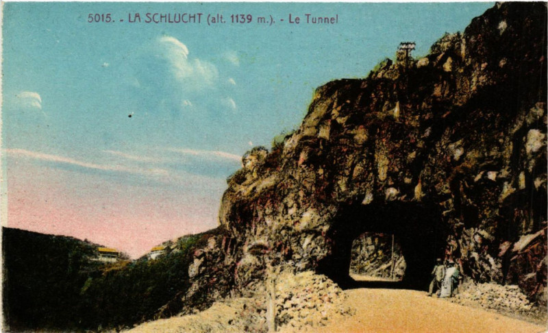 Carte postale ancienne La Schlucht - Le Tunnel