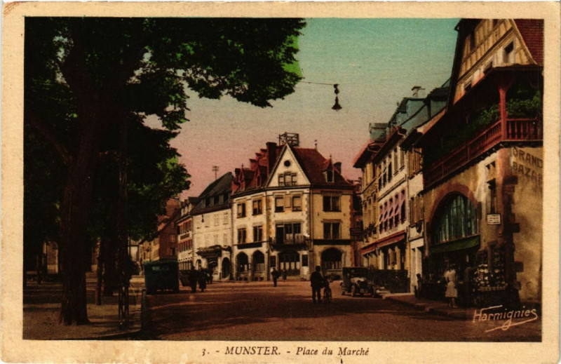 Carte postale ancienne Munster - Place du Marché à Munster