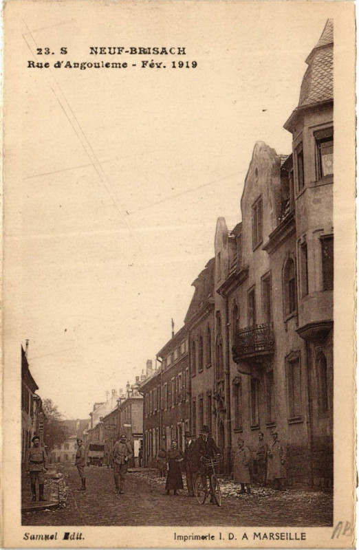 Carte postale ancienne Neuf-Brisach - Rue d'Anouelme à Neuf-Brisach