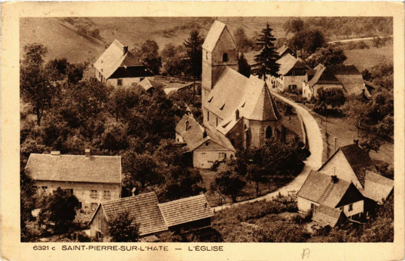 Carte postale ancienne Saint-Pierre-sur-L'Hate - L'Eglise