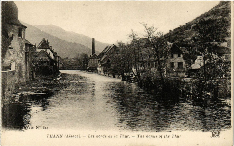 Carte postale ancienne Thann - Les bords de la Thur à Thann