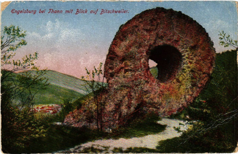 Carte postale ancienne Thann - Engelsburg b. Thann mit Blick auf Bitschweiler à Thann