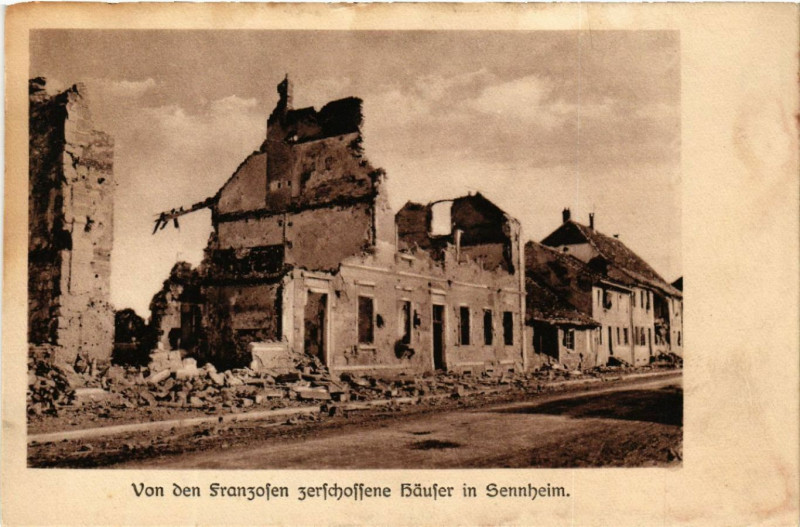 Carte postale ancienne Sennheim - Cernay - Zerschossene Hauser - Weltkrieg à Cernay