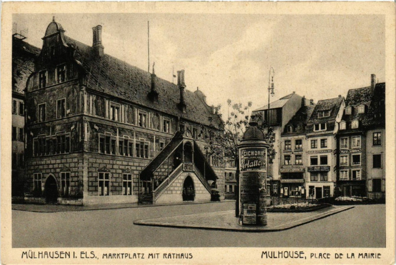 Carte postale ancienne Mulhausen Mulhouse Place de la Mairie Marktplatz mit Rathaus à Mulhouse