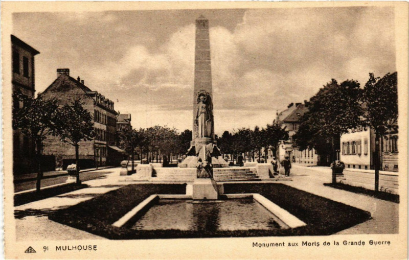 Carte postale ancienne Mulhausen - Mulhouse - Monument aux Morts de la Grande Guerre à Mulhouse