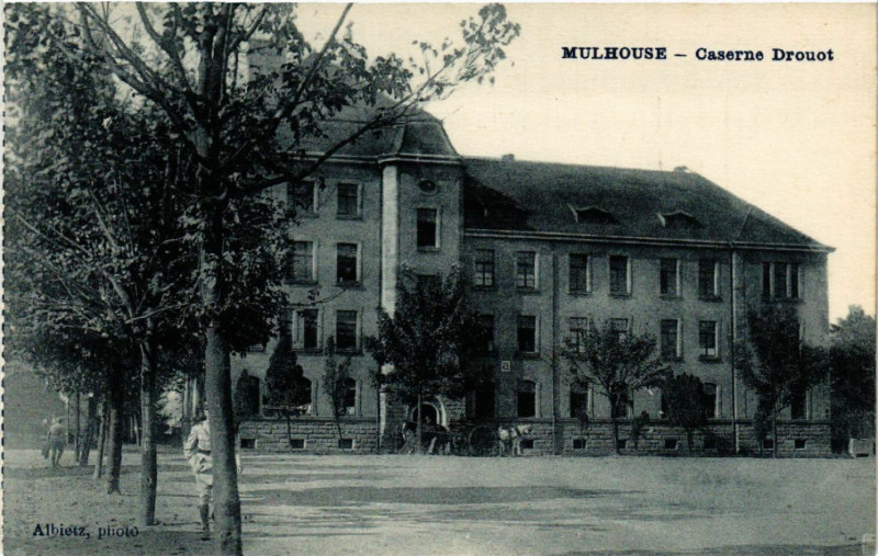 Carte postale ancienne Mulhausen - Mulhouse - Caserne Drouot à Mulhouse