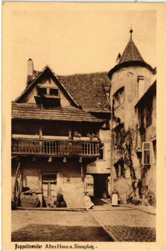 Carte postale ancienne Rappoltsweiler Altes Haus a. Sinnplatz